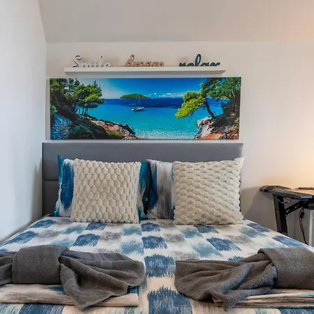 Charming With Parking - 5min To The